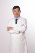 专访眼修复专家肖建华：默默投身公益数十载，诠释难度极高的整形手术
